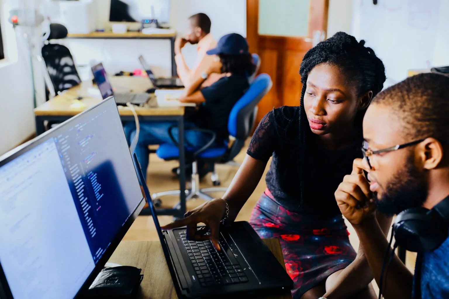 desola-lanre-ologun-IgUR1iX0mqM-unsplash-1536x1024-1